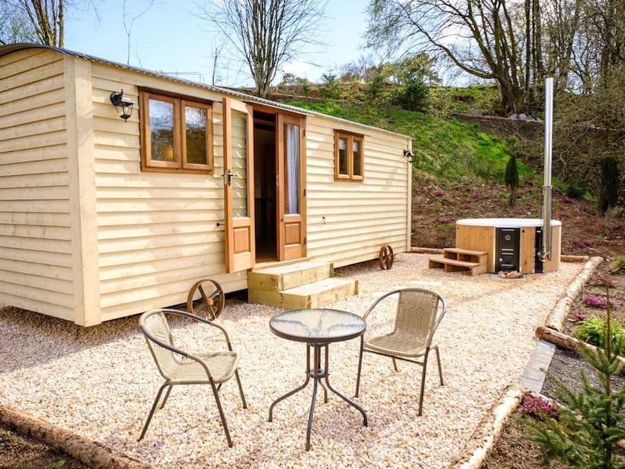 Lintmill Lodges - Heather Shepherds Hut Sorn Luaran gambar